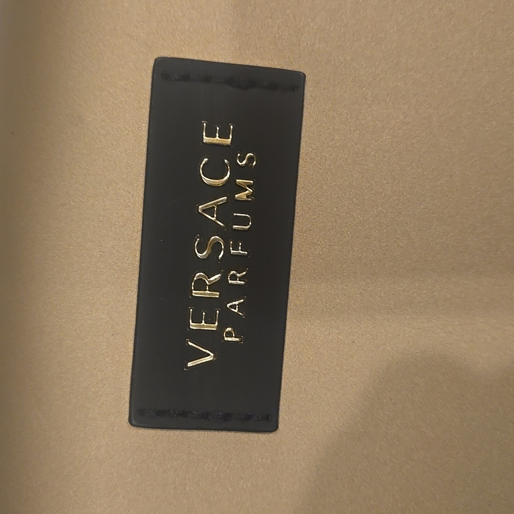 Versace Parfums Gold Matte Chainlink Bag - Picture 2 of 13